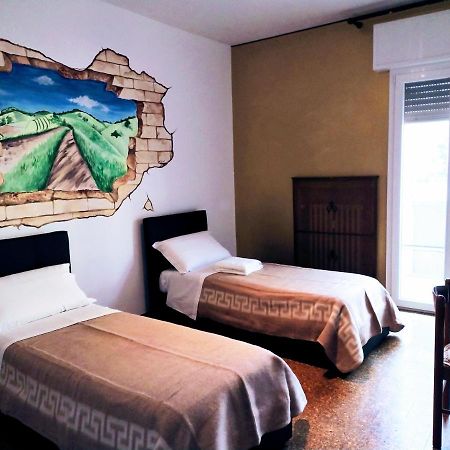 Affittacamere Di Andrea Bertolino Anzola Dell'Emilia Buitenkant foto